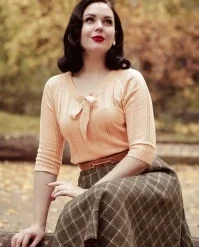 50s Belle Bow Pointelle Top In Beige