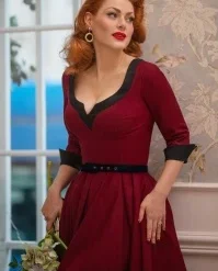 50s Vivienne Swing Dress In Burgundy Red